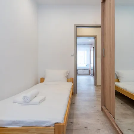 Zawodzie 3-bedroom Apartment