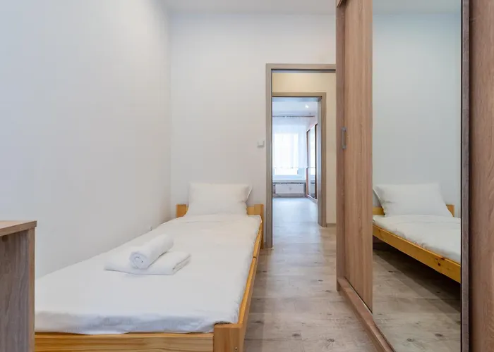 Zawodzie 3-bedroom By Bookinghost Apartmán