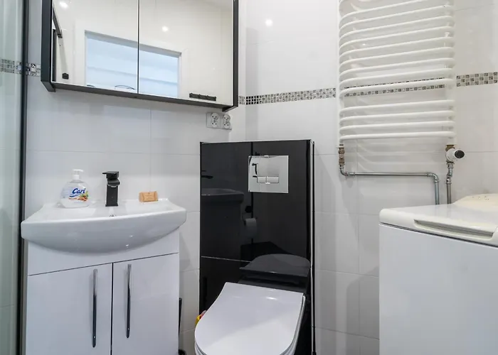 Zawodzie 3-bedroom By Bookinghost Apartmán