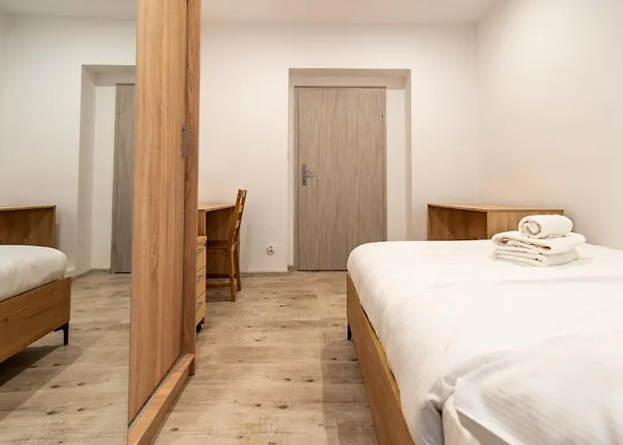 Zawodzie 3-bedroom By Bookinghost *